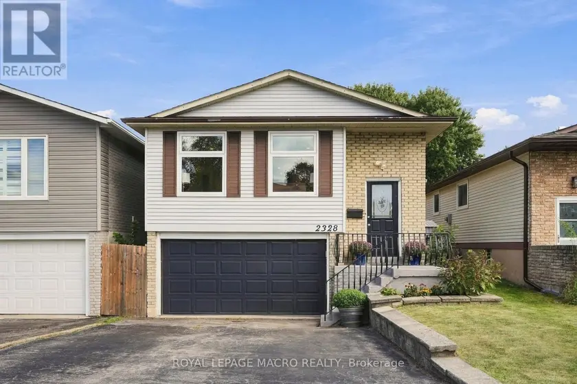 Detached at 2328 MALCOLM CRESCENT, Burlington