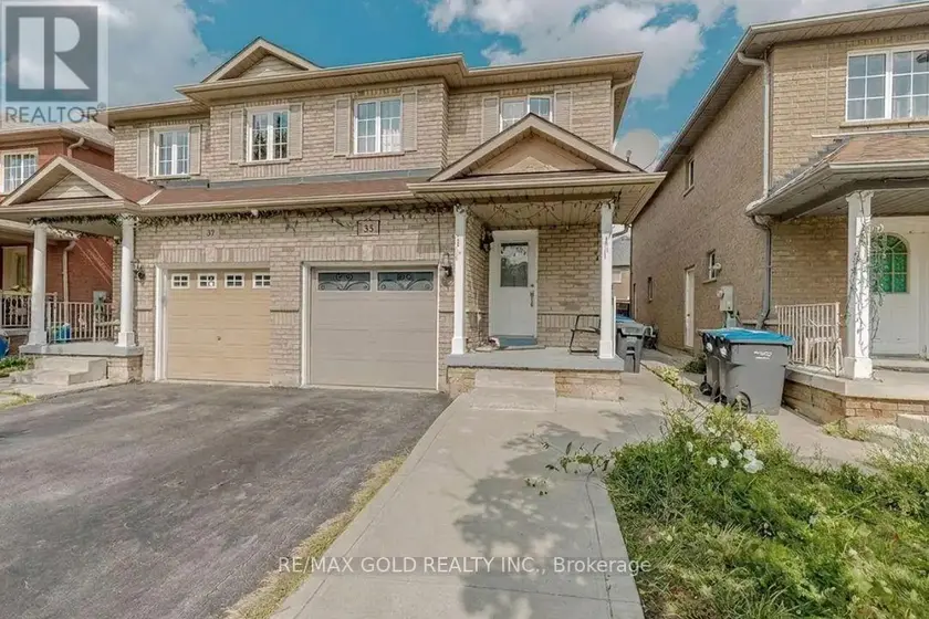 Semi-Detached/Link at 35 RIDGEFIELD COURT, Brampton