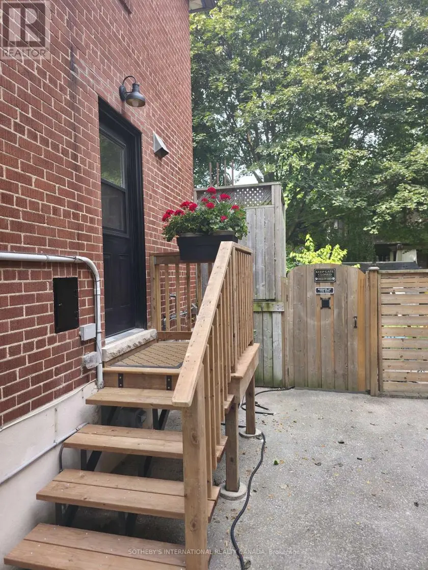 Semi-Detached/Link at 50 ALLANBROOKE DRIVE, Toronto
