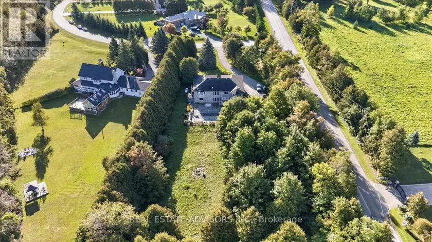 Detached at 19 MCCONACHIE CRESCENT, Caledon