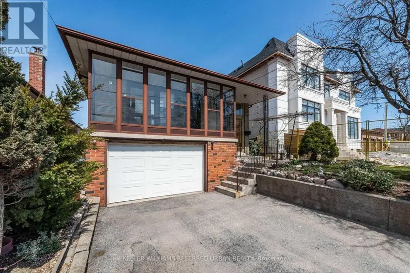 Detached at BSMT - 384 MAPLE LEAF DRIVE, Toronto