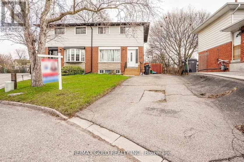 Semi-Detached/Link at 9 MORDON COURT, Brampton