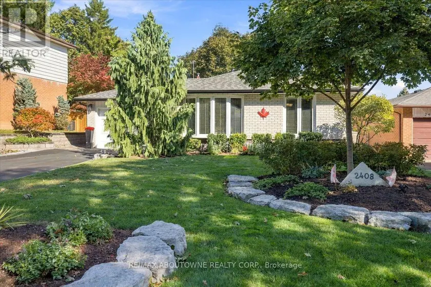 Detached at 2408 HEREFORD CRESCENT, Burlington