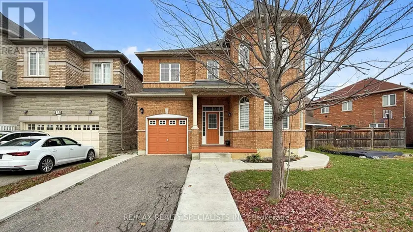 Detached at 13 LEDGEROCK ROAD, Brampton