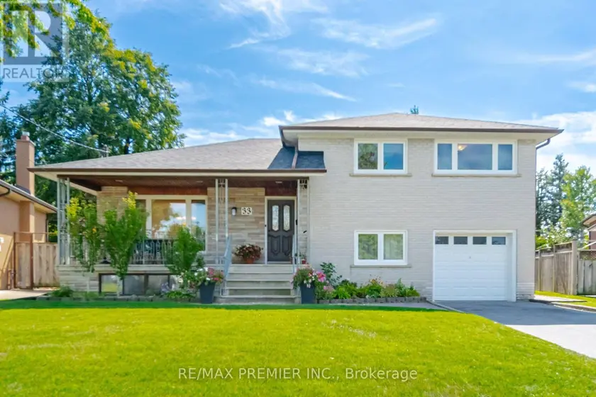 Detached at 33 BELLEGLADE COURT, Toronto