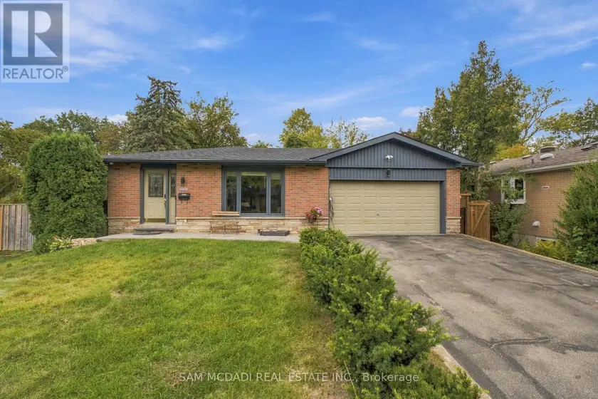 Detached at 2009 DELANEY DRIVE, Mississauga