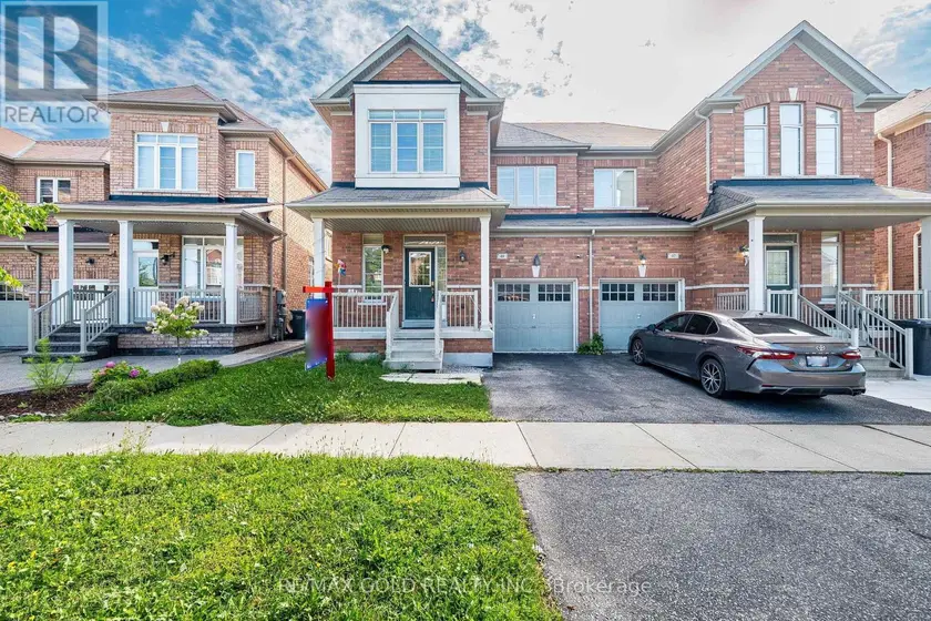 Semi-Detached/Link at 49 BABY POINTE TRAIL, Brampton