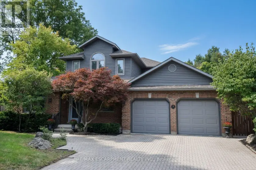 Detached at 715 BATEMAN COURT, Burlington