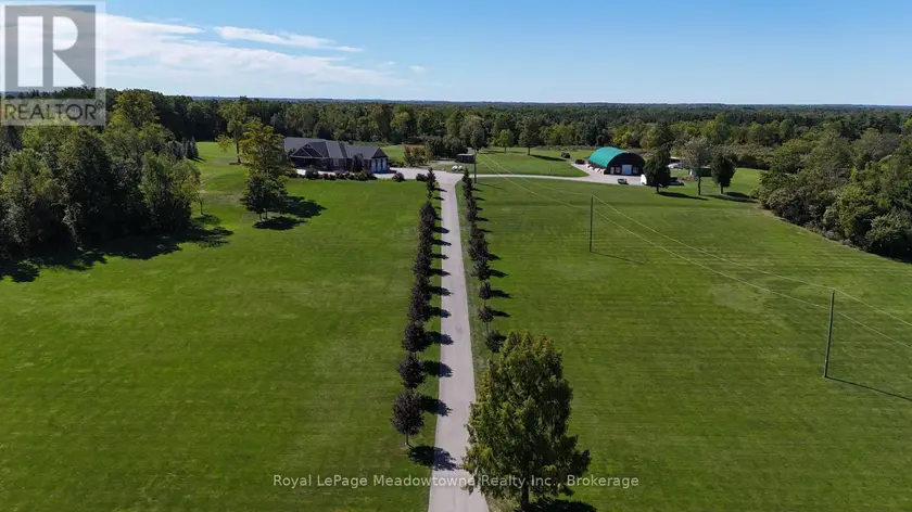 Detached at 7686 APPLEBY LINE, Milton
