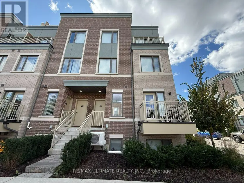 Townhouse at 32 - 15 WILLIAM JACKSON WAY, Toronto