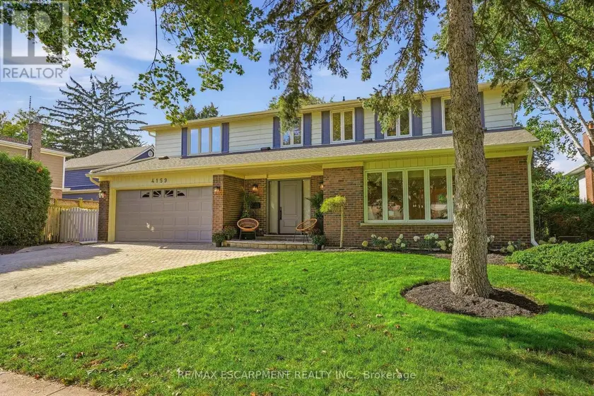 Detached at 4159 SPRUCE AVENUE, Burlington