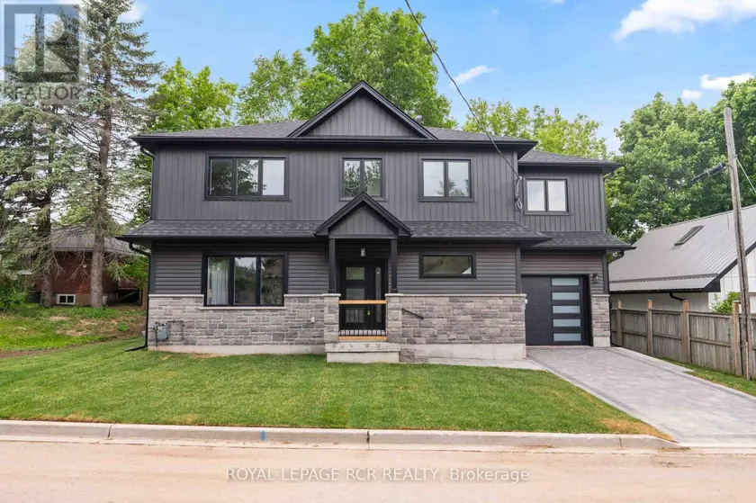 Detached at 7 HENRY STREET, Orangeville