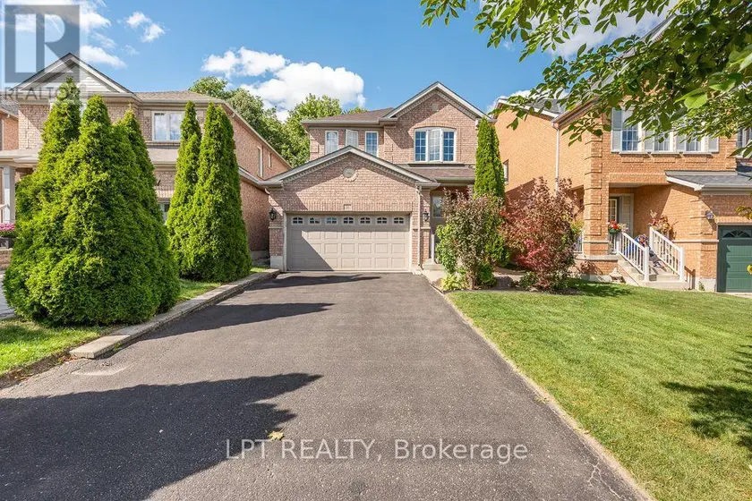 Detached at 16 OAK GARDENS COURT, Brampton