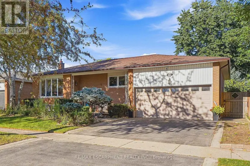 Detached at 1060 DOWLAND CRESCENT, Burlington