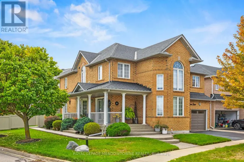 Detached at 116 DIXON DRIVE, Milton
