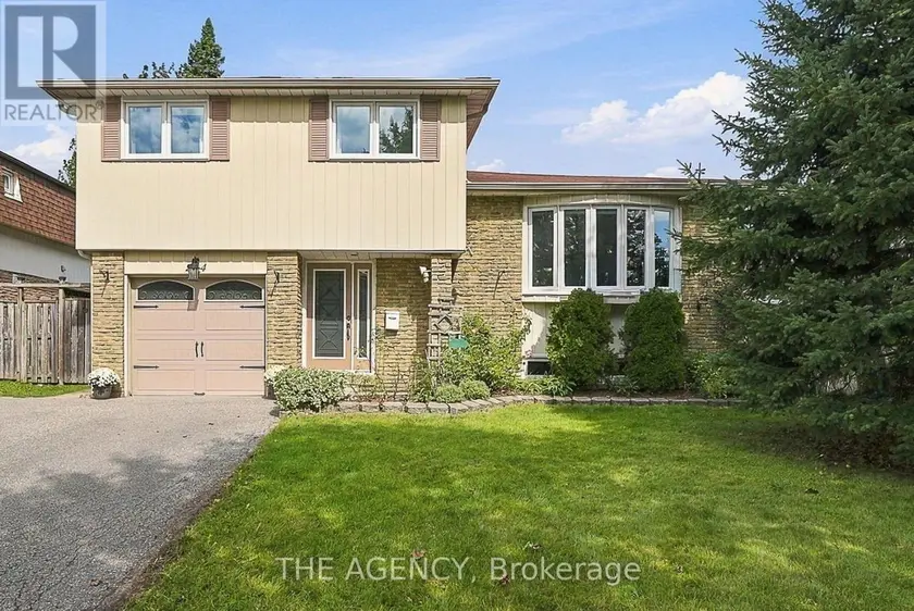 Detached at 24 JEFFERSON ROAD, Brampton