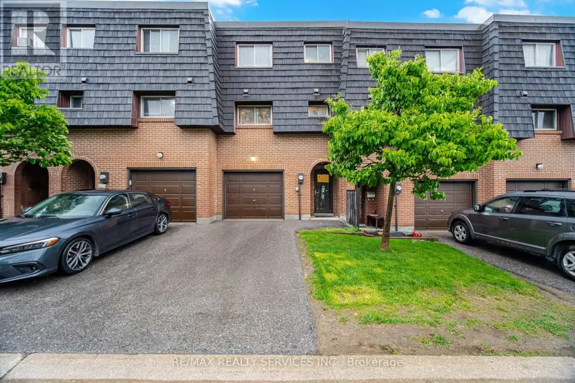 Townhouse at 154 DARRAS COURT, Brampton