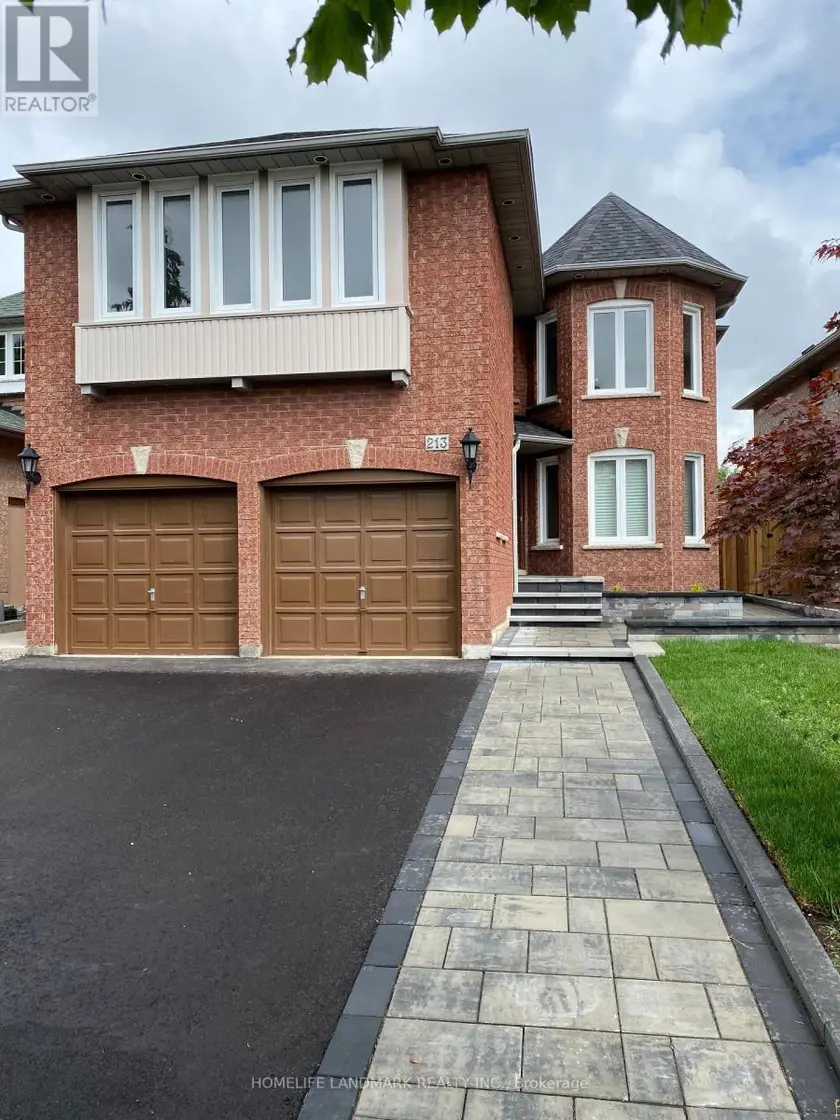 Detached at 213 BARONDALE DRIVE, Mississauga