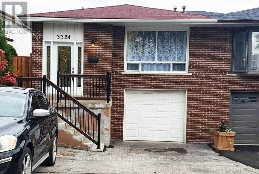 Semi-Detached/Link at 3324 STRABANE DRIVE, Mississauga
