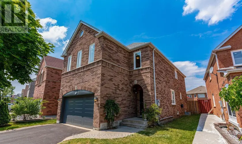 Detached at 36 TWISTED OAK STREET, Brampton