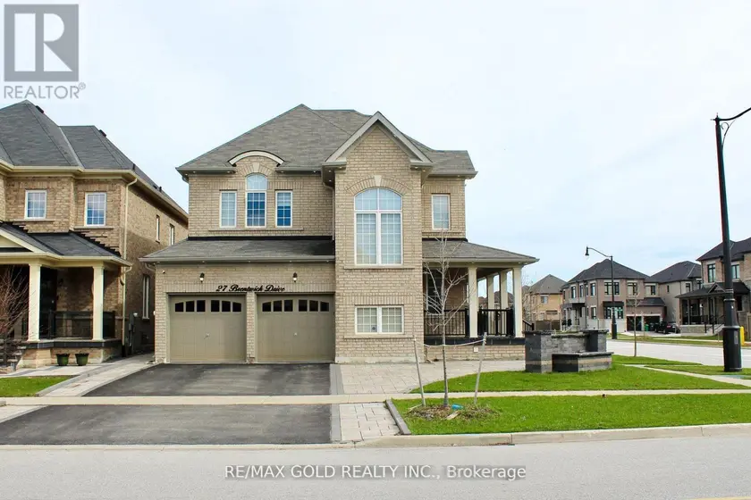Detached at 27 BRENTWICK DRIVE, Brampton