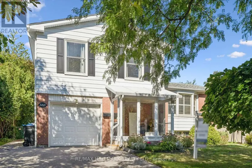 Detached at 2209 BUTTONBUSH CRESCENT, Mississauga