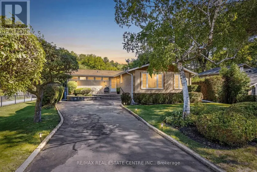 Detached at 391 BELL STREET, Milton