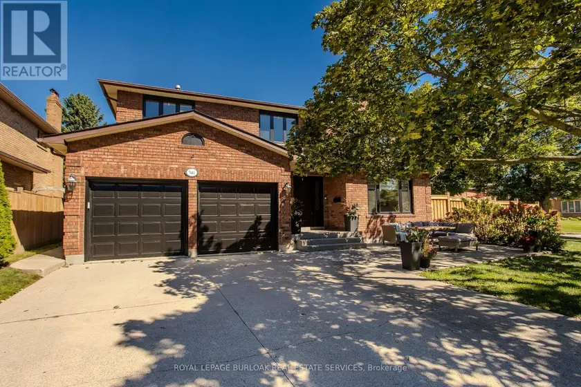 Detached at 541 HAMBLING COURT, Burlington