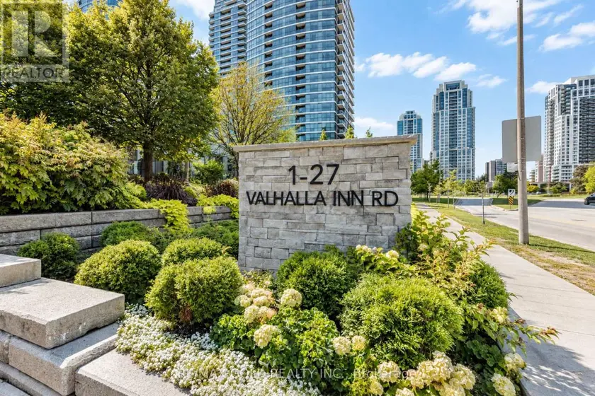 Townhouse at 45 - 23 VALHALLA INN ROAD, Toronto