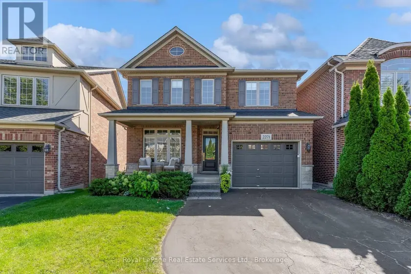 Detached at 2271 LITTONDALE LANE, Oakville