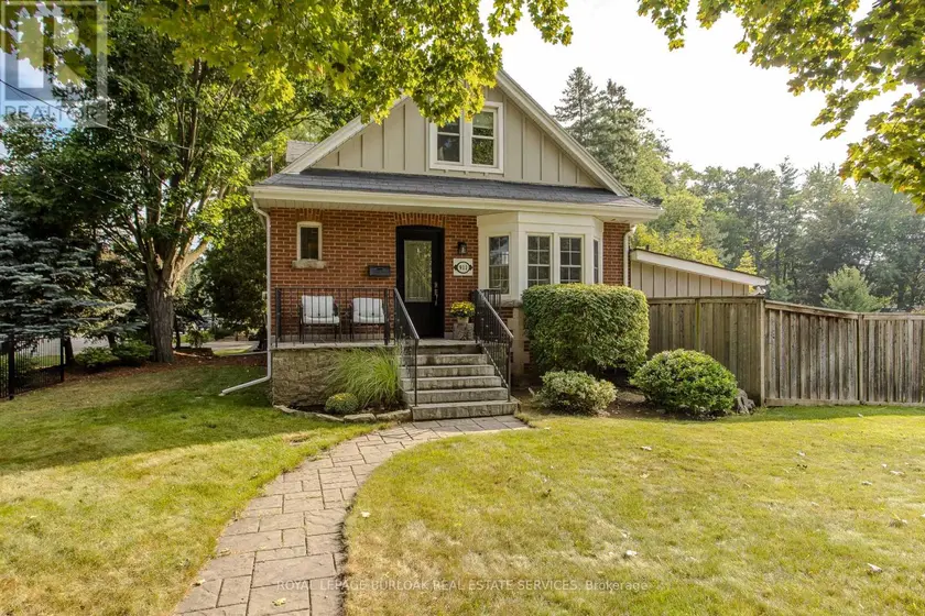 Detached at 911 LASALLE PARK ROAD, Burlington