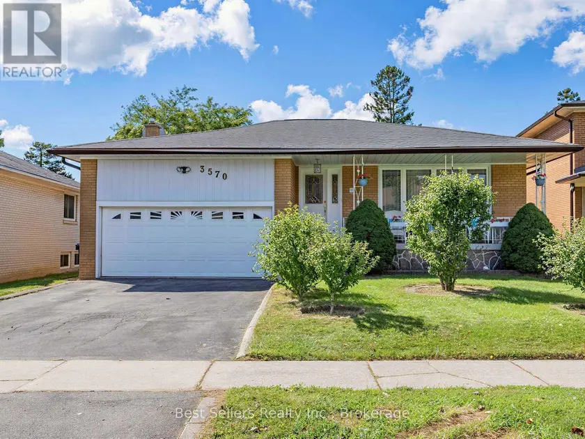 Detached at 3570 AUTUMN HARVEST DRIVE, Mississauga