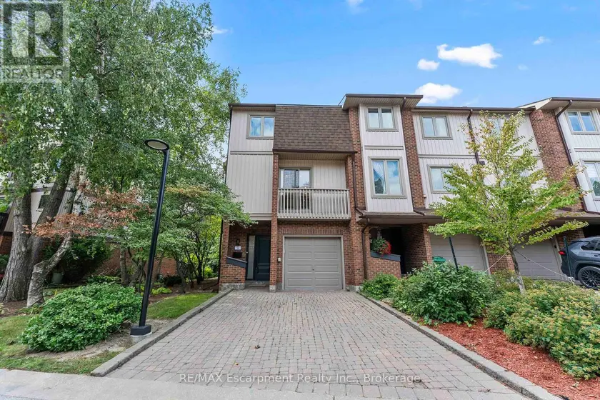 Townhouse at 9 - 1160 WALDEN CIRCLE, Mississauga