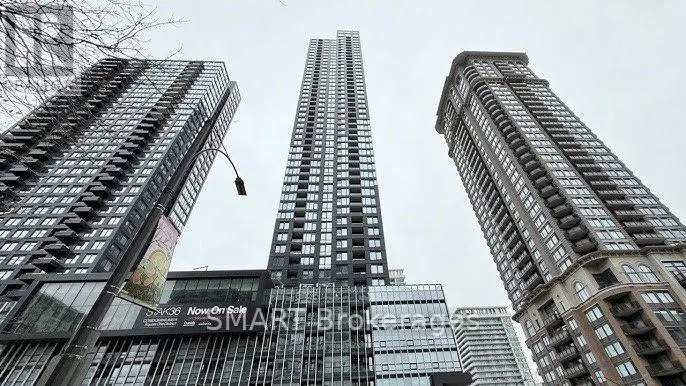 Apartment at 1806 - 395 SQUARE ONE DRIVE, Mississauga