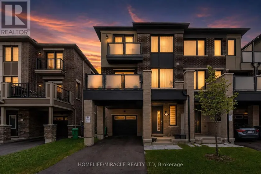 Townhouse at 25 KEPPEL CIRCLE, Brampton