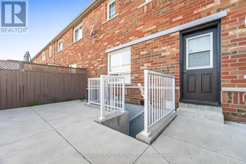 Townhouse at 3008 BRITANNIA ROAD W, Mississauga