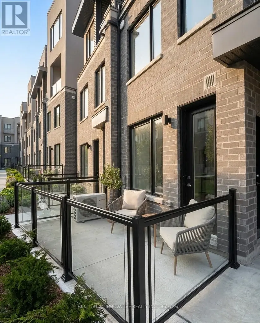 Townhouse at 10 - 3538 COLONIAL DRIVE, Mississauga