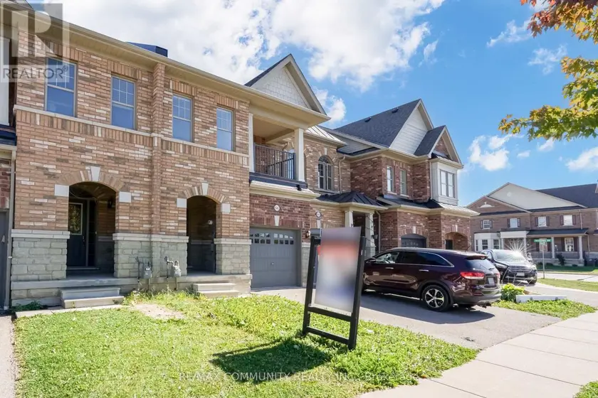 Townhouse at 66 KEMPSFORD CRESCENT, Brampton