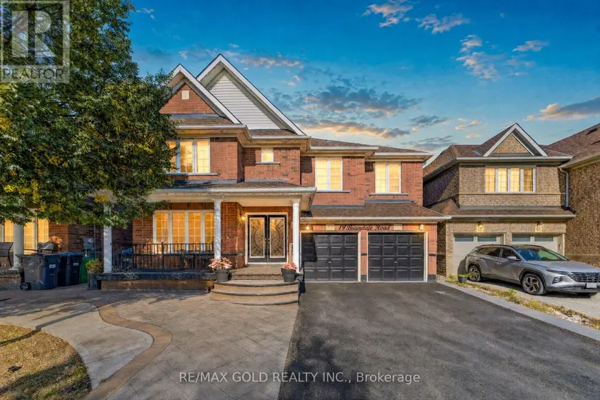 Detached at 19 BRIARDALE ROAD, Brampton