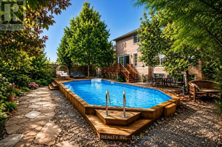 Detached at 40 MALDIVES CRESCENT, Brampton
