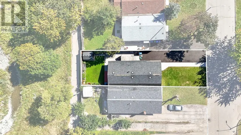 Semi-Detached/Link at 64 DRAKE BOULEVARD, Brampton