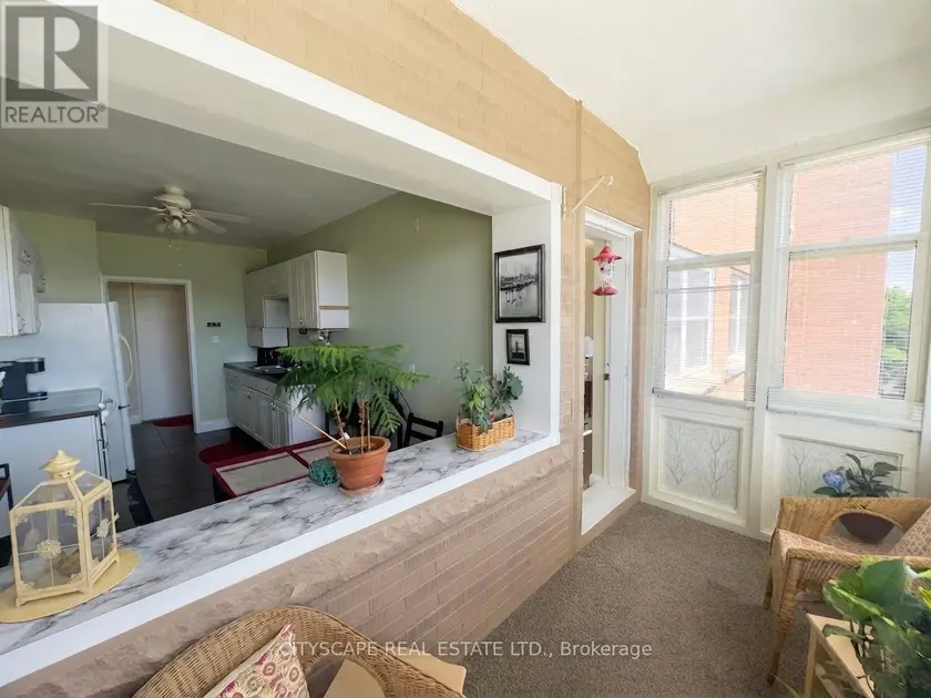 Apartment at 25 - 824 BRANT STREET, Burlington