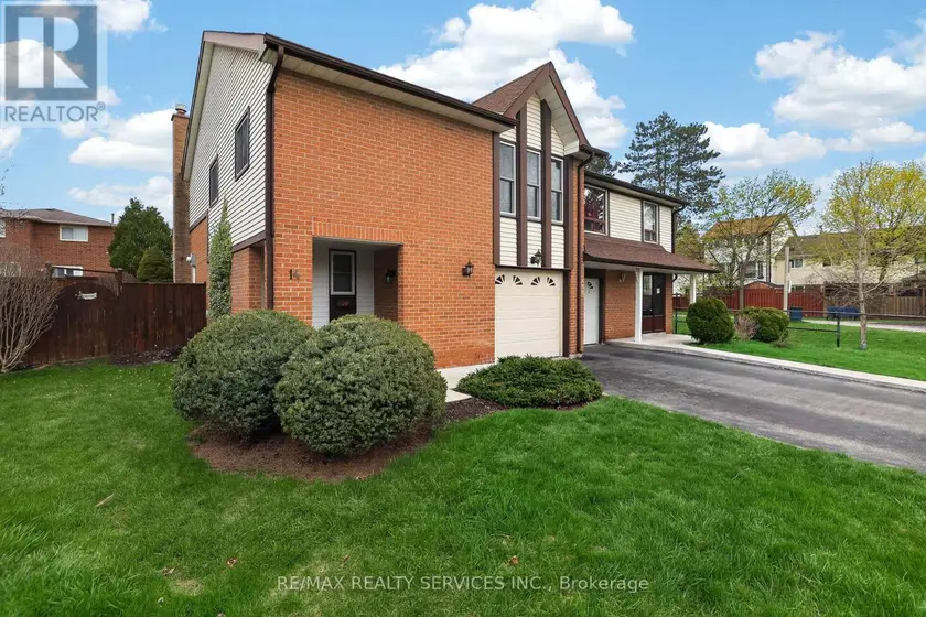 Semi-Detached/Link at 14 BRIGHTON PLACE, Brampton
