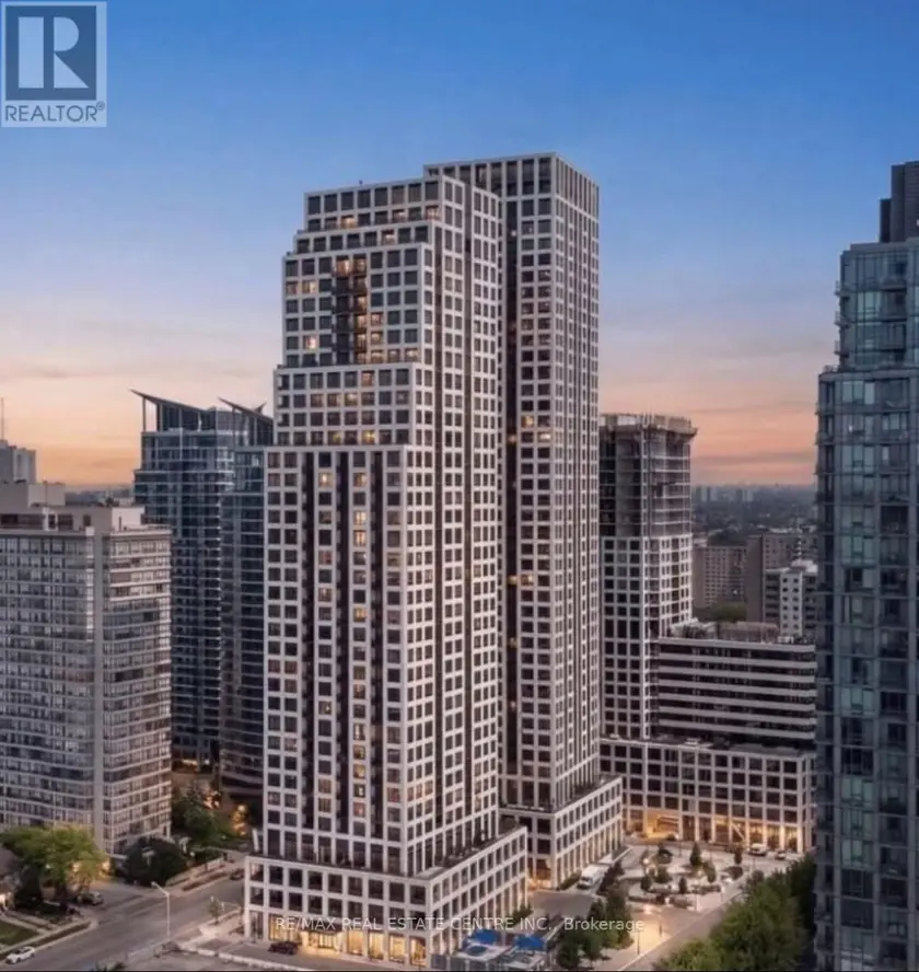 Apartment at 605 - 30 ELM DRIVE W, Mississauga