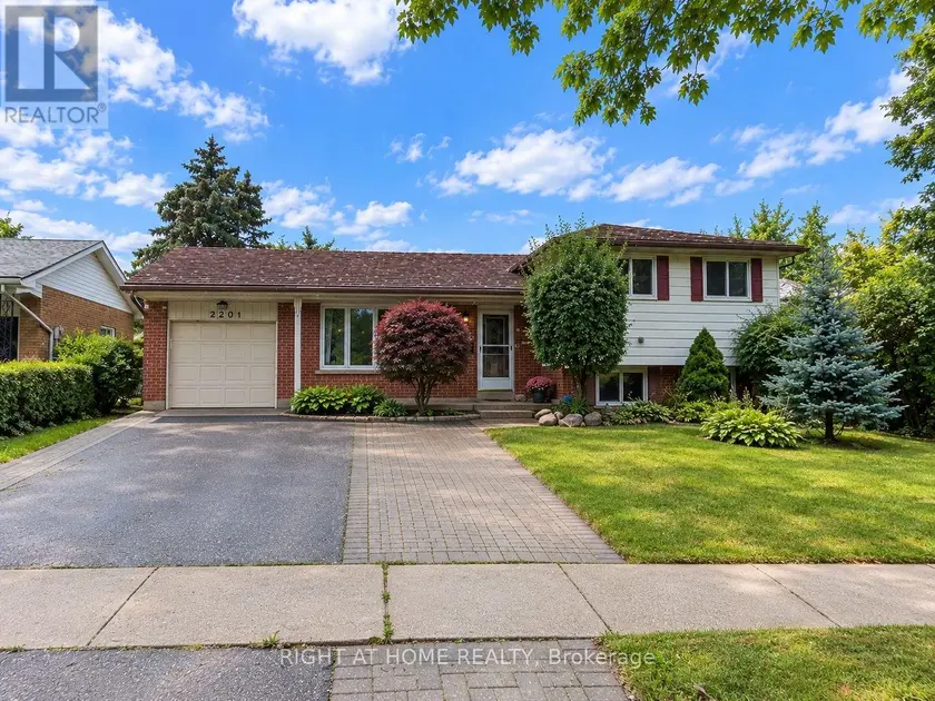 Detached at UPPER - 2201 BRIDGE ROAD, Oakville