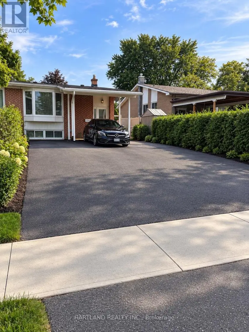 Semi-Detached/Link at 1841 SANDGATE CRESCENT, Mississauga