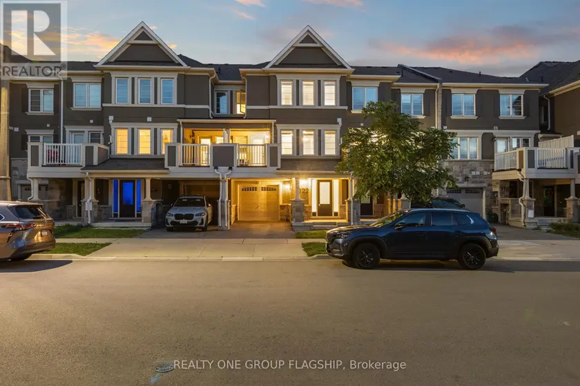 Townhouse at 122 CHRISTOPHER ROAD, Oakville