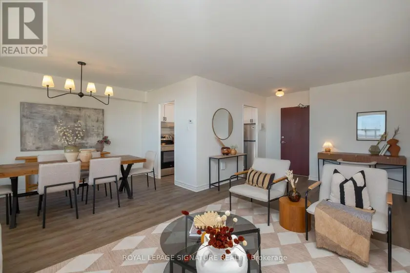 Apartment at 1607 - 360 RIDELLE AVENUE, Toronto
