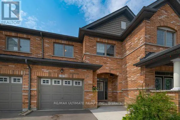 Townhouse at 31 DAVENFIELD CIRCLE, Brampton