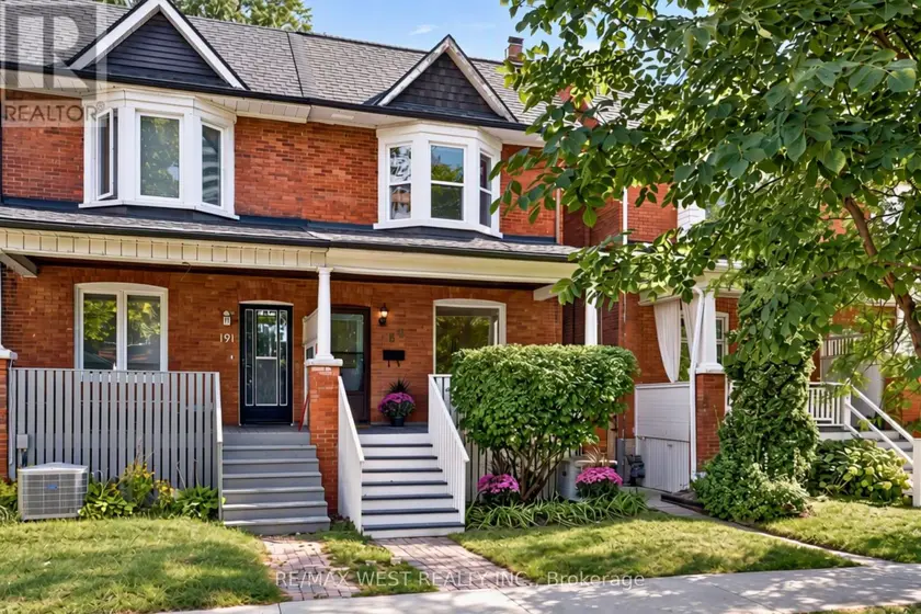 Semi-Detached/Link at 189 PACIFIC AVENUE, Toronto